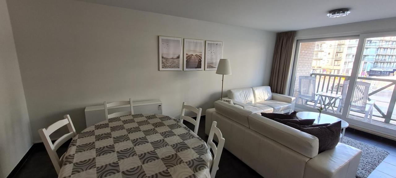 Ferienwohnung Plaza Magdalena Koksijde Exterior foto